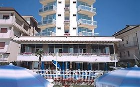 Hotel Rivamare Jesolo